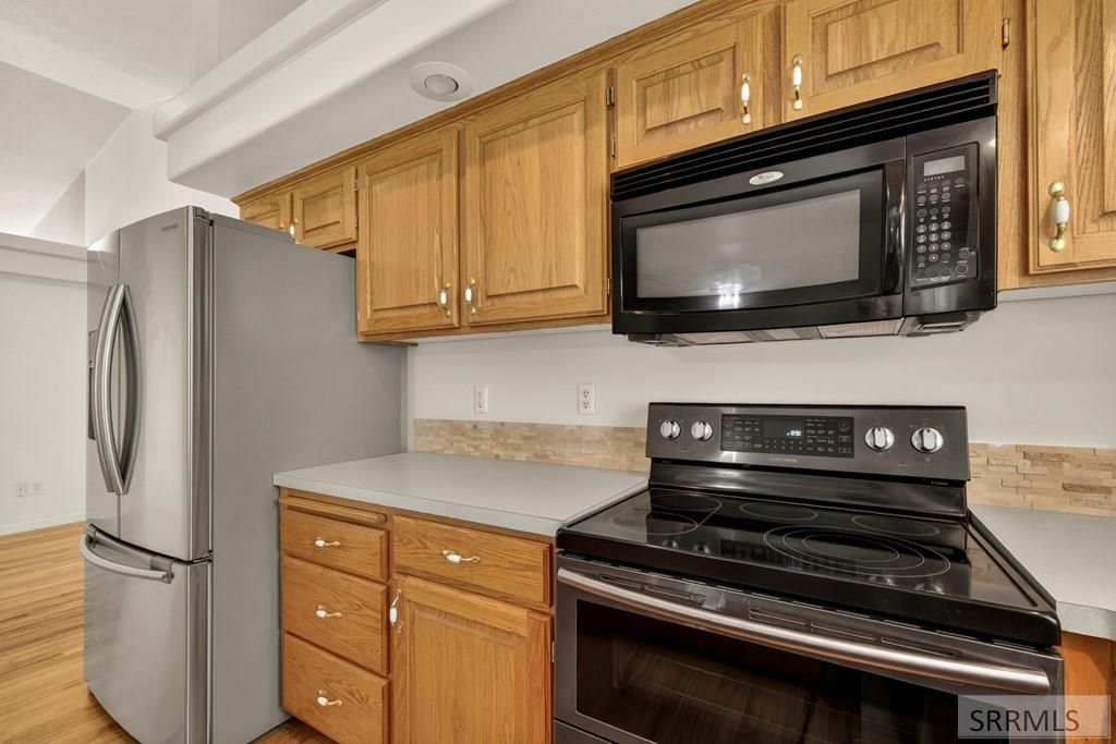Image 9 of property listing at 2907 E Courtyard Circle, Ammon, ID 83406
