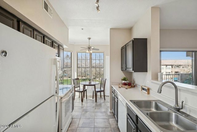 14950 W MOUNTAIN VIEW Boulevard 7301, Surprise, AZ 85374