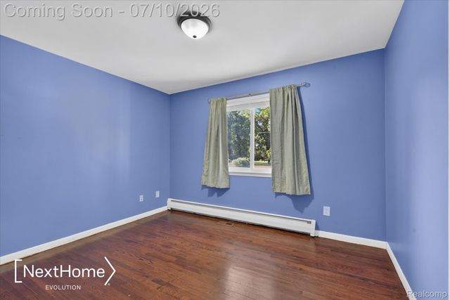 33950 Ecorse Road, Romulus, MI 48174