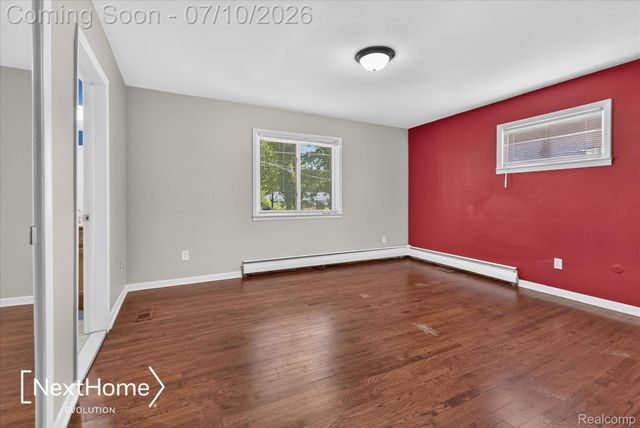 33950 Ecorse Road, Romulus, MI 48174
