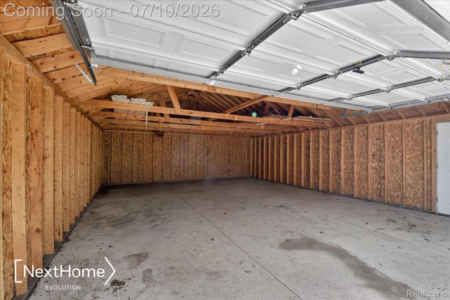 33950 Ecorse Road, Romulus, MI 48174