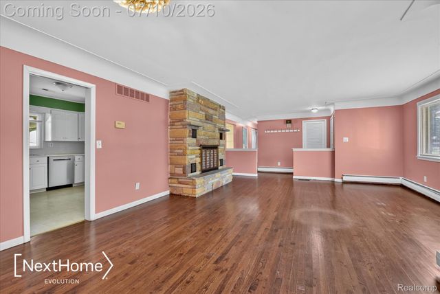 33950 Ecorse Road, Romulus, MI 48174