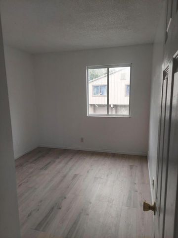 2215 NW 56th Avenue 3-e, Lauderhill, FL 33313