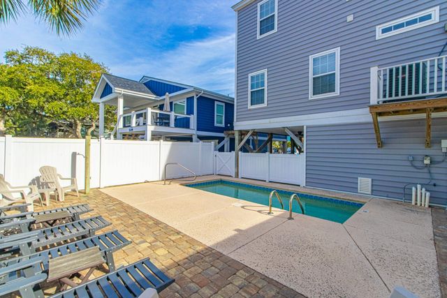 118B N Yaupon Dr., Surfside Beach, SC 29575