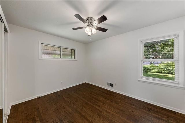 9930 Campbell Street, Kansas City, MO 64131