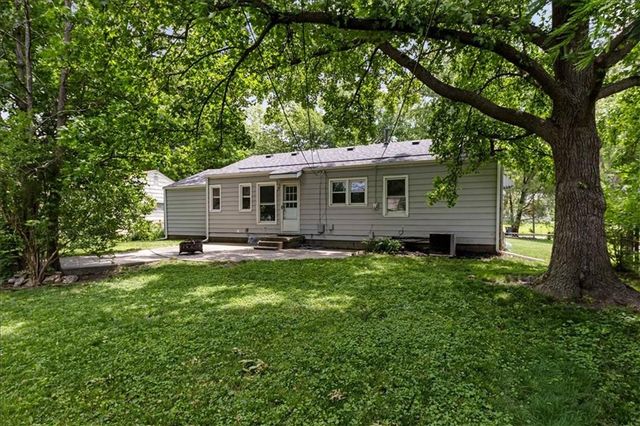 9930 Campbell Street, Kansas City, MO 64131