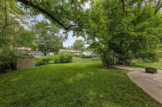 9930 Campbell Street, Kansas City, MO 64131