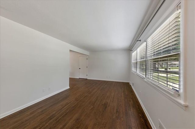 9930 Campbell Street, Kansas City, MO 64131