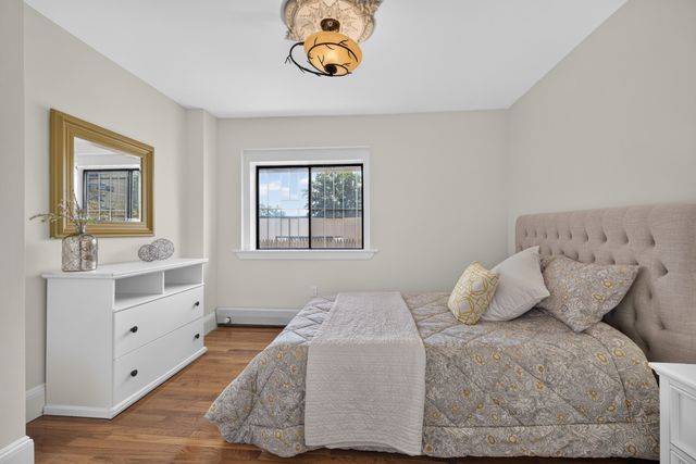 26 Medfield St 3, Boston, MA 02115