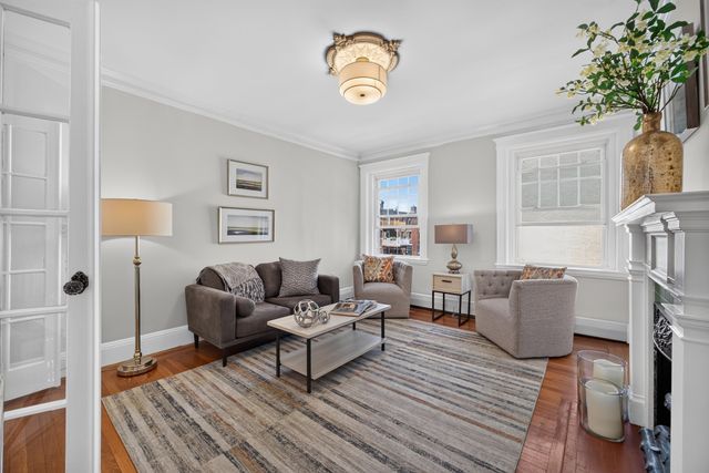 26 Medfield St 3, Boston, MA 02115