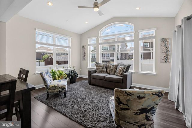 5451 DUNDEE LN, White Plains, MD 20695