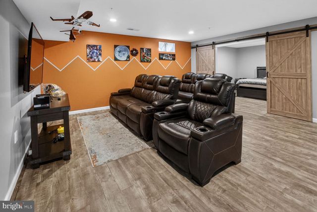 5451 DUNDEE LN, White Plains, MD 20695