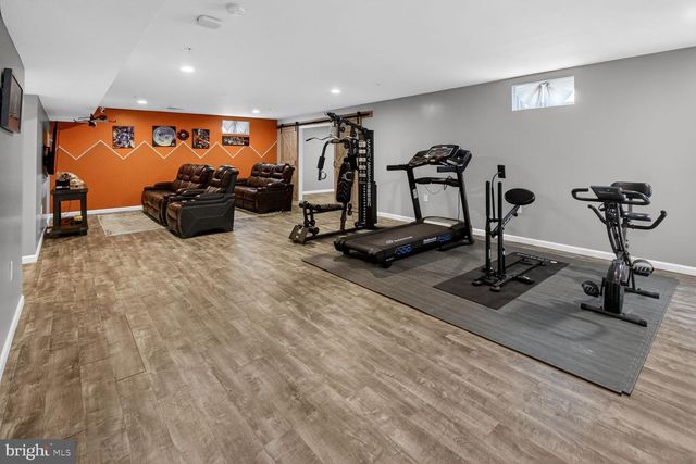 5451 DUNDEE LN, White Plains, MD 20695