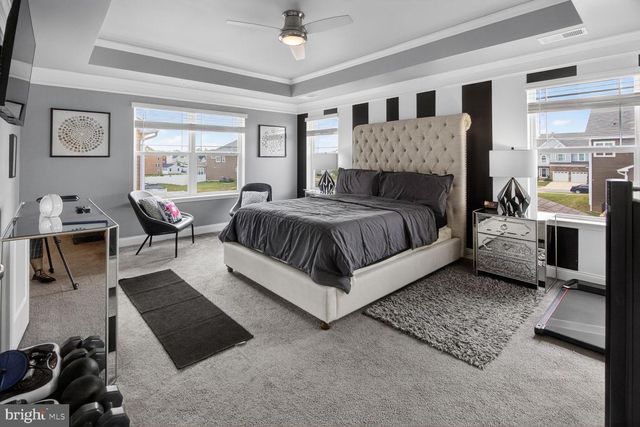 5451 DUNDEE LN, White Plains, MD 20695