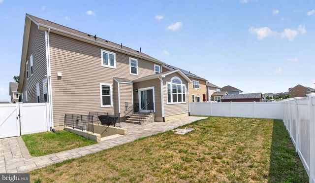 5451 DUNDEE LN, White Plains, MD 20695