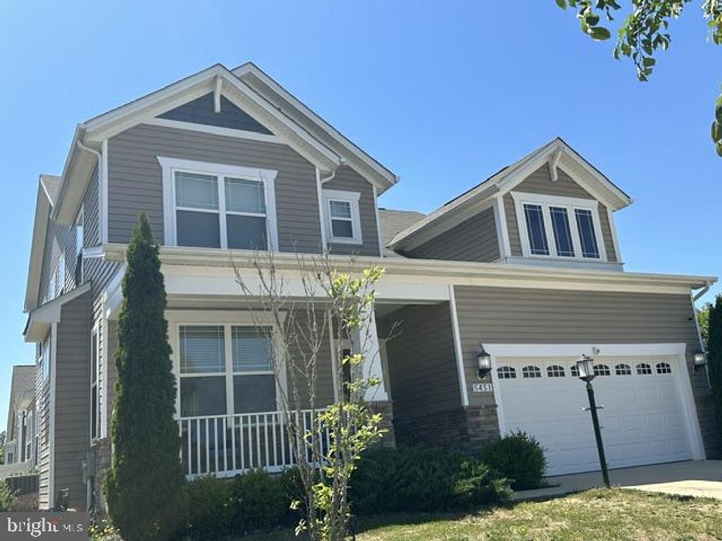 Image 33 of property listing at 5451 DUNDEE LN, White Plains, MD 20695