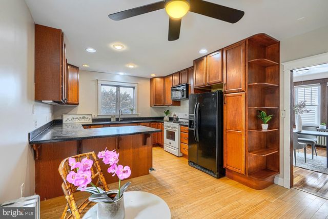 3009 IONA TER, Baltimore, MD 21214
