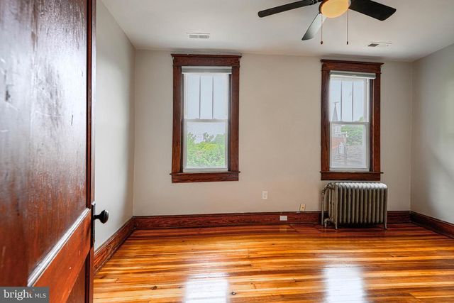 3009 IONA TER, Baltimore, MD 21214