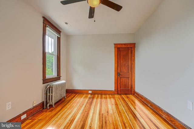 3009 IONA TER, Baltimore, MD 21214
