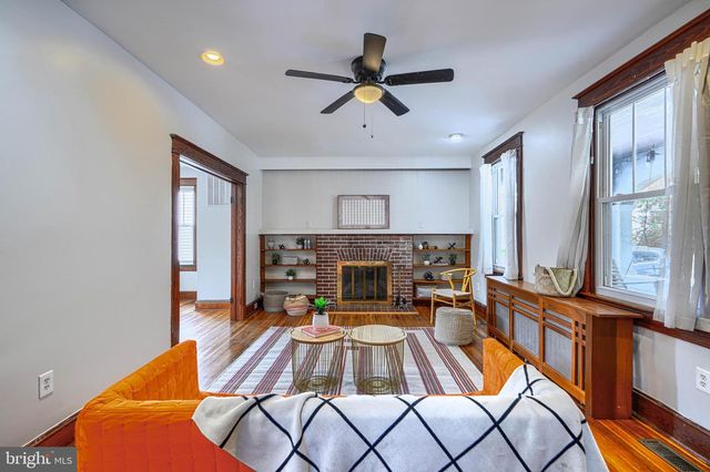 3009 IONA TER, Baltimore, MD 21214