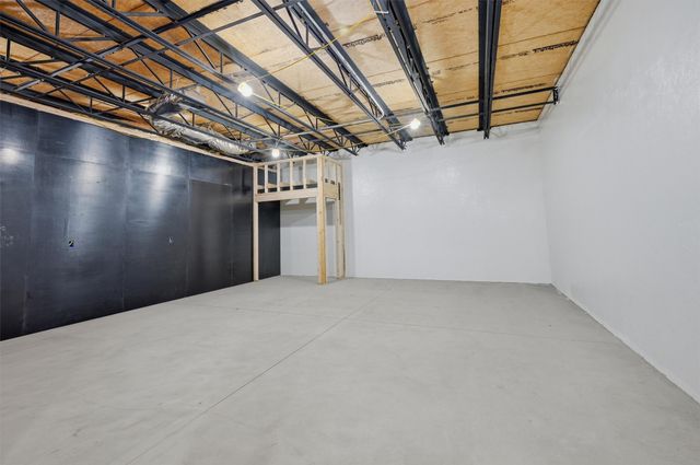 108 Pawnee Trail, Lake Kiowa, TX 76240