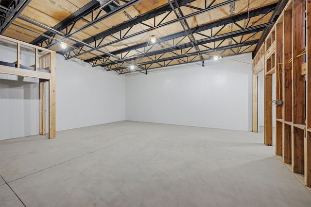 108 Pawnee Trail, Lake Kiowa, TX 76240