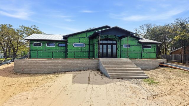 108 Pawnee Trail, Lake Kiowa, TX 76240