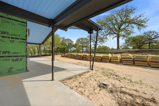 108 Pawnee Trail, Lake Kiowa, TX 76240