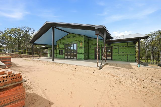 108 Pawnee Trail, Lake Kiowa, TX 76240