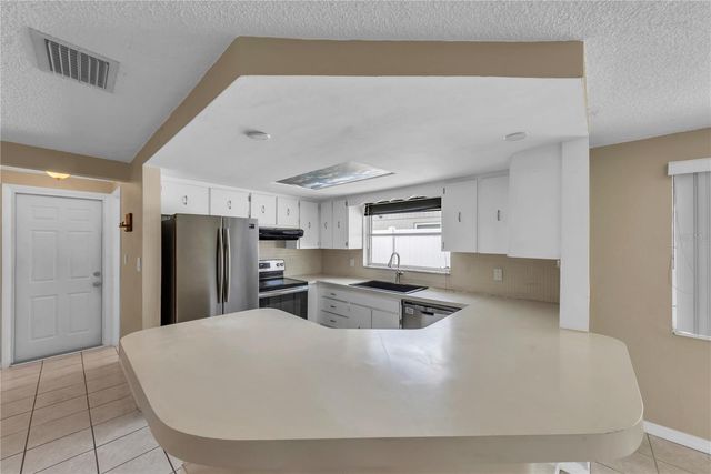 3401 SUPREME DRIVE, Holiday, FL 34691