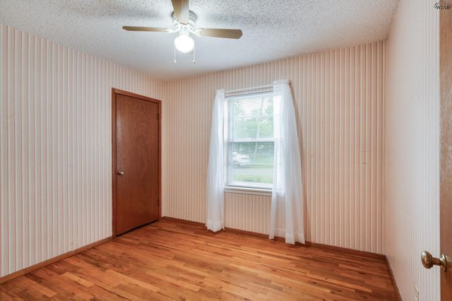604 FORREST STREET, Burkburnett, TX 76354