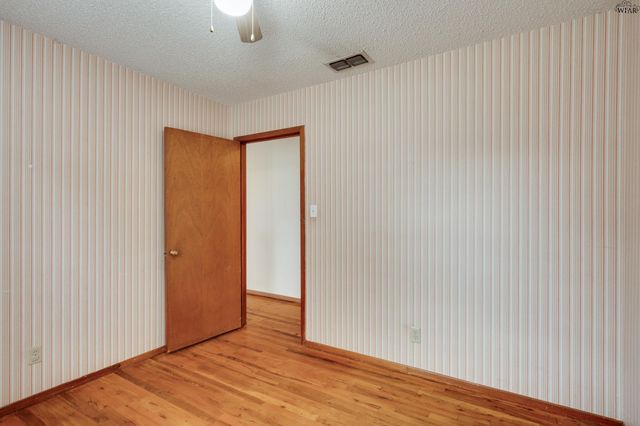 604 FORREST STREET, Burkburnett, TX 76354