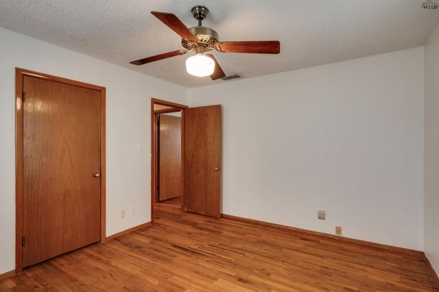 604 FORREST STREET, Burkburnett, TX 76354