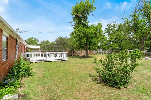 604 FORREST STREET, Burkburnett, TX 76354