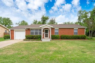 604 FORREST STREET, Burkburnett, TX 76354