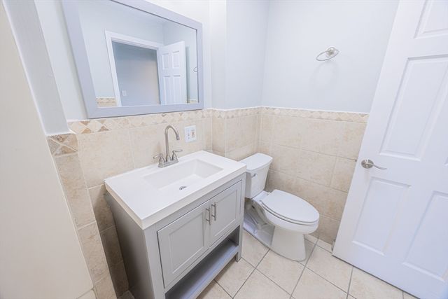 5 Condor 3, Boston, MA 02128