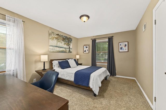 3249 N 79th STREET, Milwaukee, WI 53222
