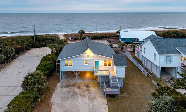 2002 Palmetto Boulevard, Edisto Island, SC 29438