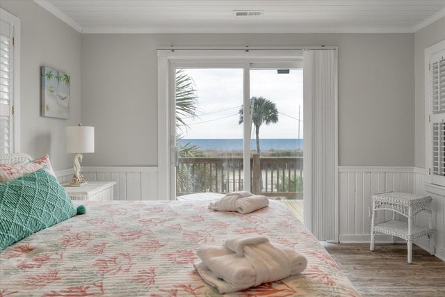 2002 Palmetto Boulevard, Edisto Island, SC 29438