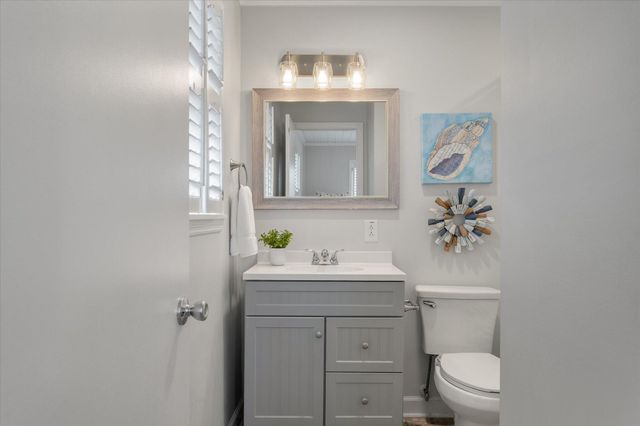 2002 Palmetto Boulevard, Edisto Island, SC 29438