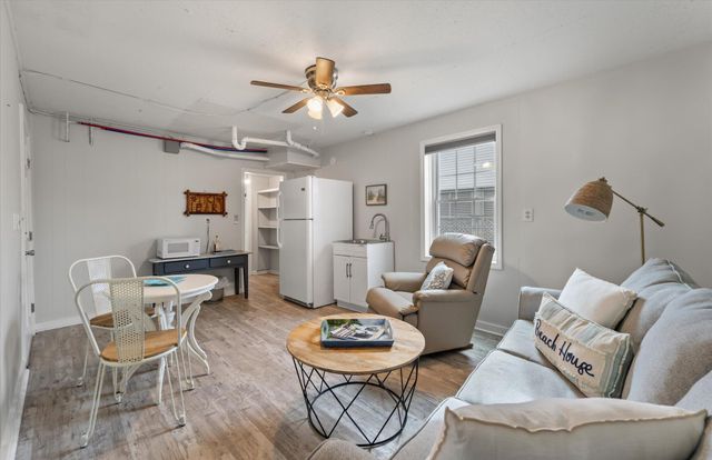 2002 Palmetto Boulevard, Edisto Island, SC 29438