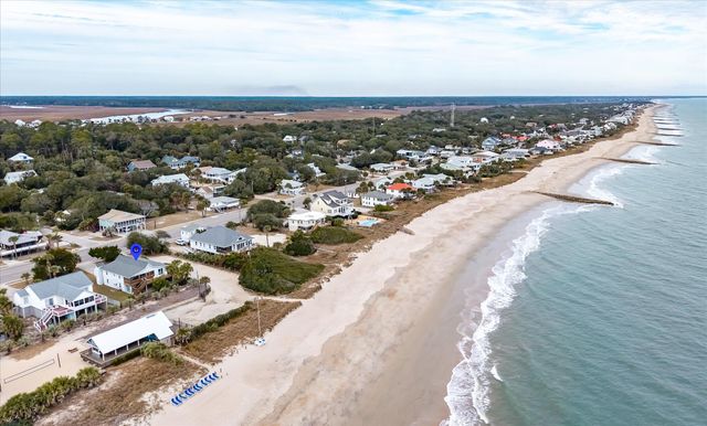 2002 Palmetto Boulevard, Edisto Island, SC 29438