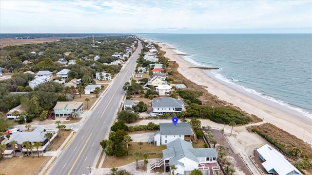 2002 Palmetto Boulevard, Edisto Island, SC 29438