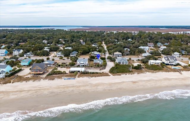 2002 Palmetto Boulevard, Edisto Island, SC 29438