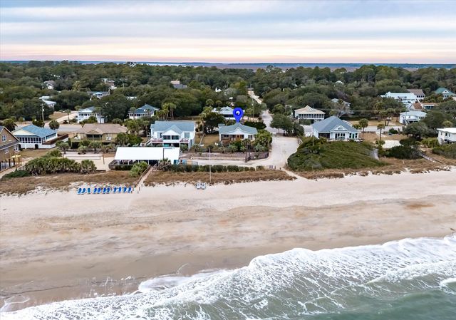 2002 Palmetto Boulevard, Edisto Island, SC 29438
