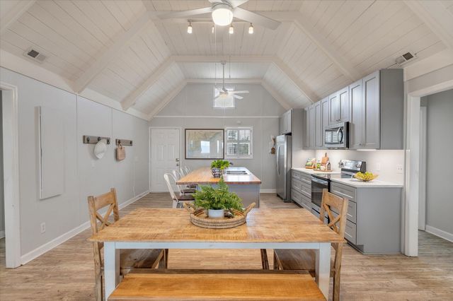 2002 Palmetto Boulevard, Edisto Island, SC 29438