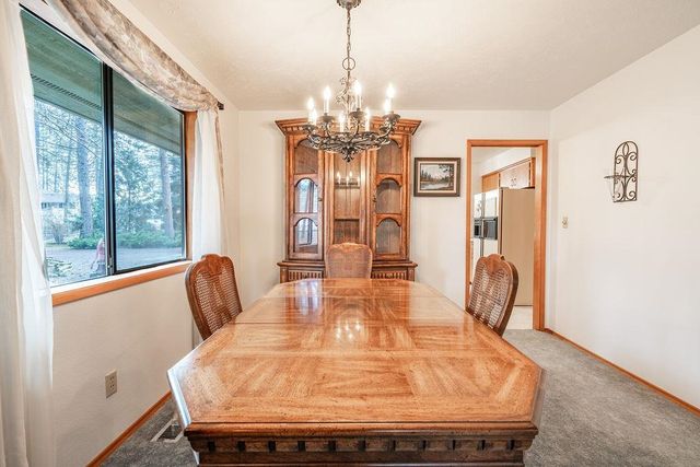 10203 N Nine Mile Rd, Nine Mile Falls, WA 99026