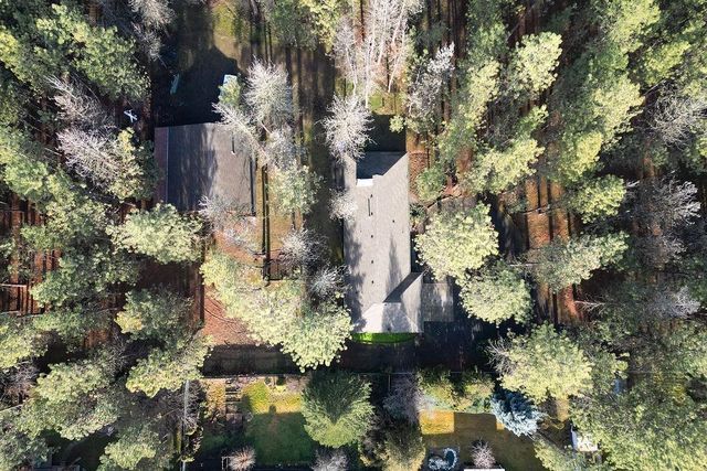 10203 N Nine Mile Rd, Nine Mile Falls, WA 99026