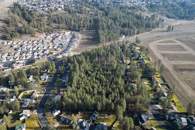 10203 N Nine Mile Rd, Nine Mile Falls, WA 99026