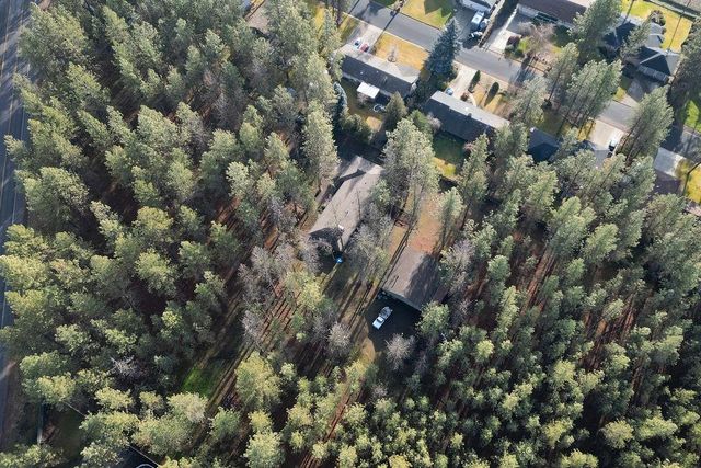 10203 N Nine Mile Rd, Nine Mile Falls, WA 99026